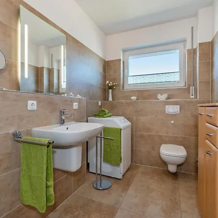 Quartier Goermitz - 44 Moeve * 치노비츠